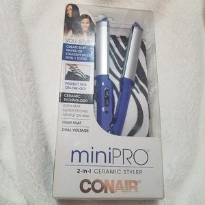 Conair mini flat iron/ curler